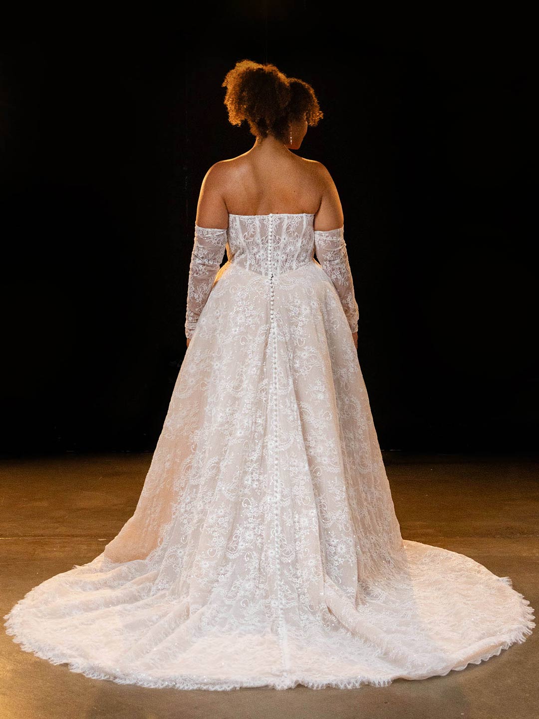 【sサイズ】JACQUARD HEPBURN DRESS ivory HEPBURN Wedding Dress - Evie Young Bridal